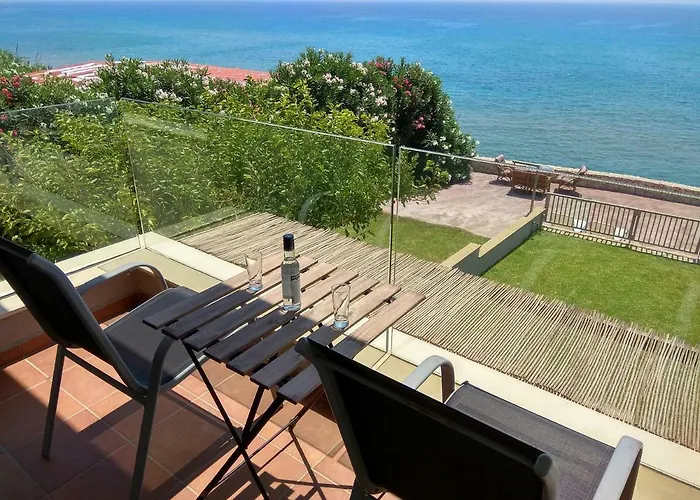 Dip In The Blue - 1 Tatil Evi
